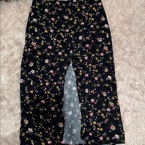 Arizona Jean company floral Long skirt